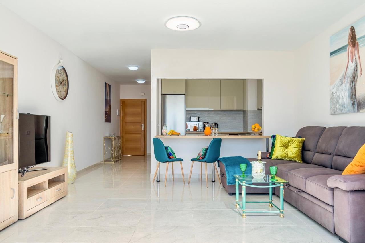 Esmeralda. Lovely And New Apartment Right By The Ocean! Callao Salvaje Exterior photo